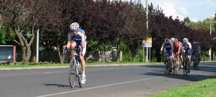 Marut attack towards the end of A grade's race