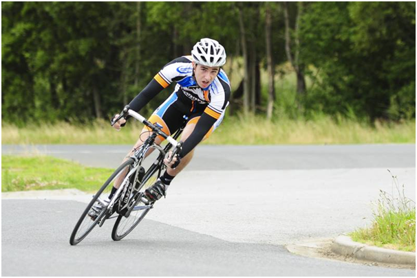 James Blyth takes the final bend on the way to victory in C Grade.