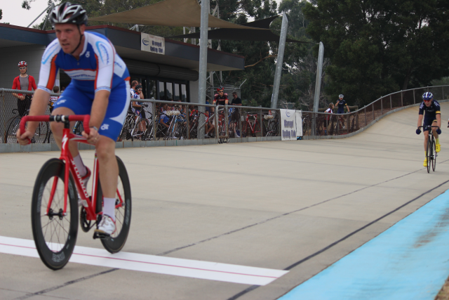 Andrew Gordon winning after a late break away