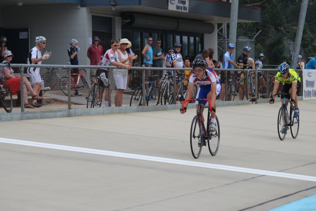 Matt Dutneal winning from Cameron Murphy