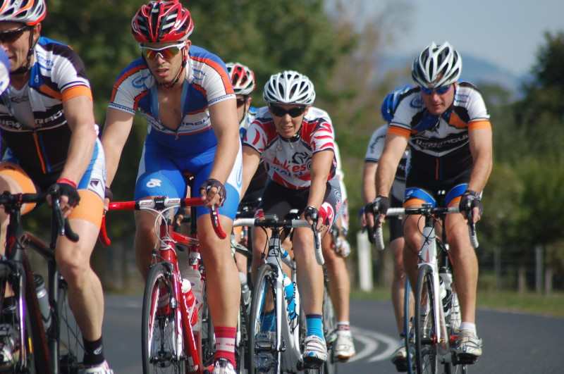 Jimmy Lalor sits in waiting for the sprint. Sam Abbot and Col Manintveld are on his wheel.